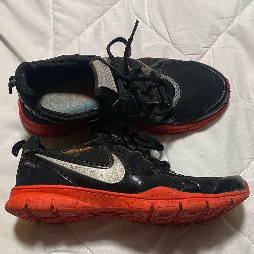 Nike Women’s H²O Repel Black and Orange Athletic Shoes